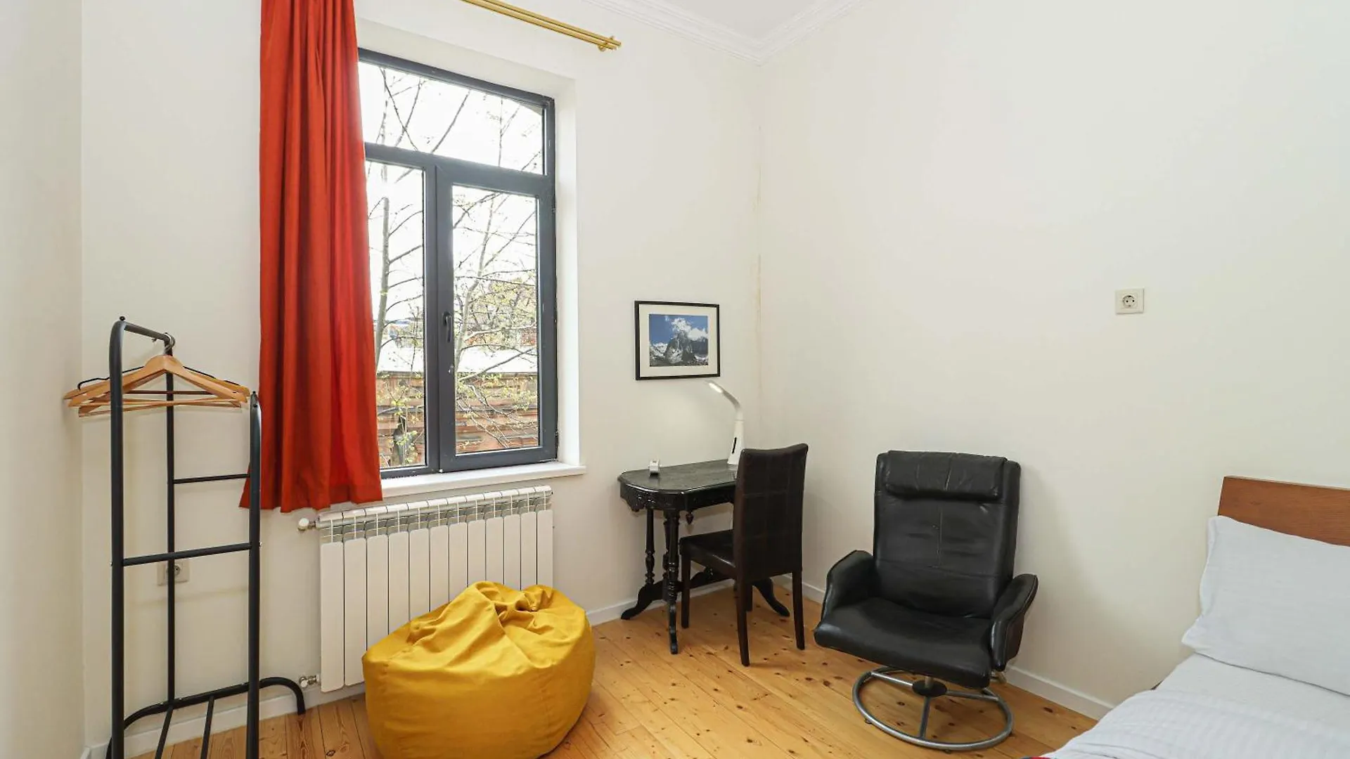 3Br Central And Spacious Apt Vera - By Wehost Tbilisi